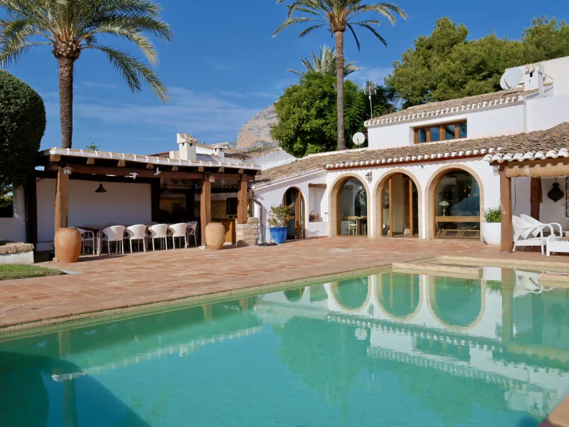 Encantadora villa en Jávea con piscina privada y jardín