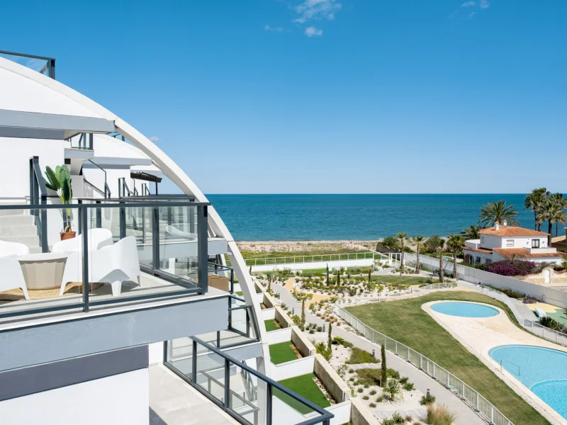 Apartamento Nuevo en Dénia: Lujo y Espacio