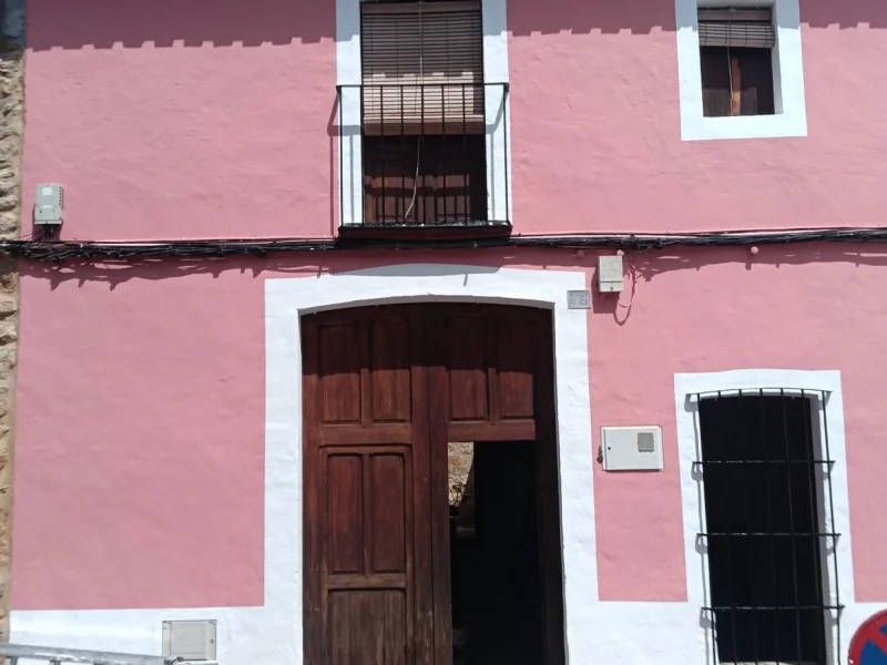 Casa adosada en venta con patio tradicional en Jesús Pobre