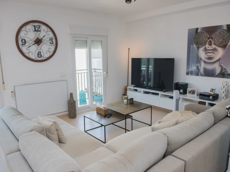 Apartamento totalmente reformado en el pueblo de Javea