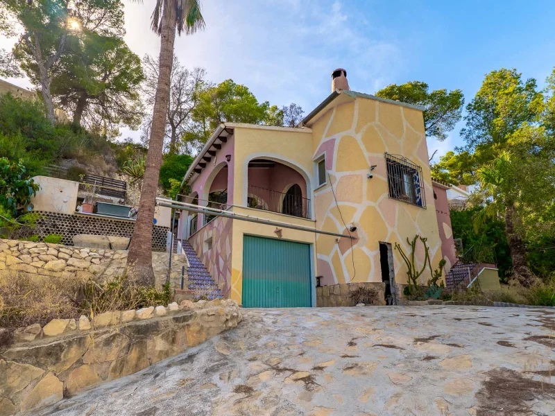 Villa en venta en Benissa, Montemar con vistas al mar