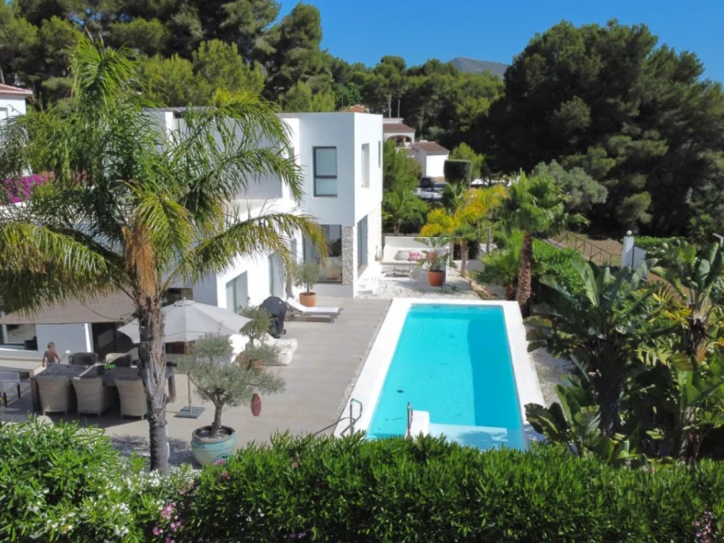 Villa en venta en Jávea, Rafalet con piscina privada