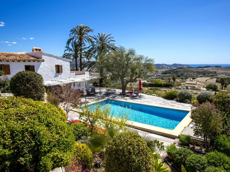 Finca tradicional  con vistas al mar en venta en Teulada