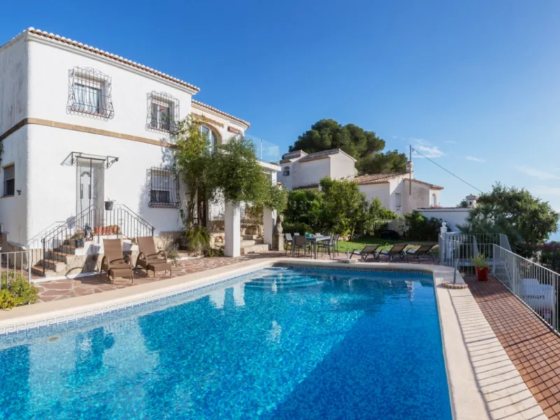Villa con vistas al mar y piscina en Benitachell, Cumbre del Sol