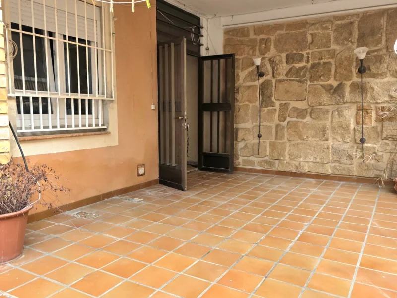 Planta baja con gran terraza en el Puerto de Jávea cerca de la playa