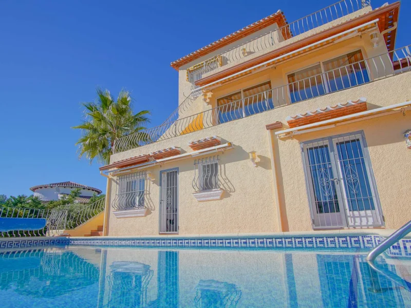 Villa en Pego, Monte Pego con vistas al mar y piscina
