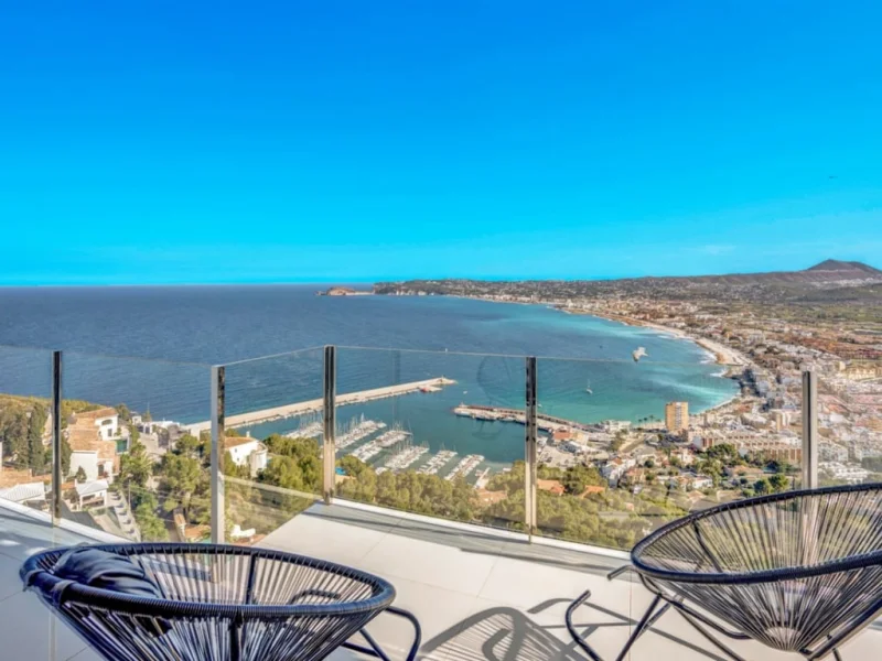 Villa de lujo con vistas al mar en La Corona, Jávea