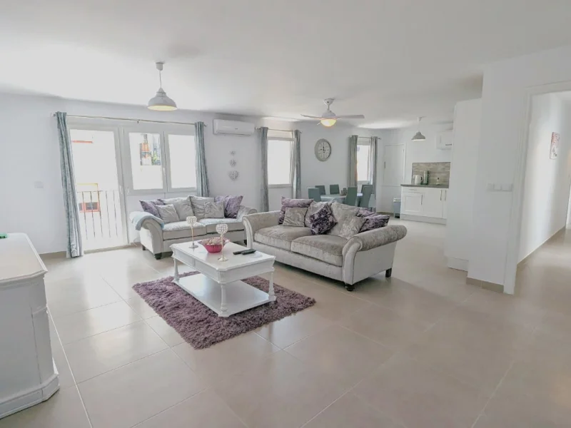 Apartamento moderno en Jávea Pueblo con terraza y licencia turística