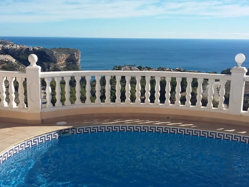 Villa en Venta en Cumbre del Sol, Benitachell, con Vistas al Mar