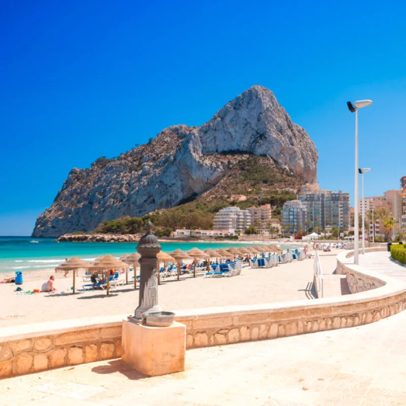 Inmobiliaria Calpe Empedrola II: Villas y Apartamentos