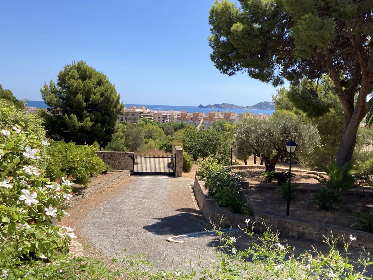 Exclusive South facing Finca very Private with Sea Views, Port of Jávea.