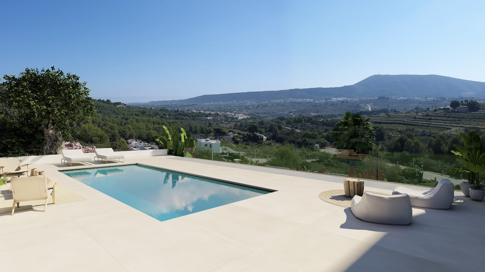 Terraza exterior con piscina rectangular, pavimento de gres porcelánico claro y barandilla de cristal con vistas despejadas al valle y las montañas de Pedreguer.