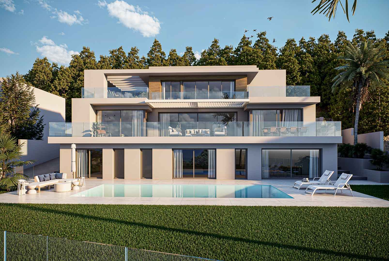 Fachada de tres niveles con amplios ventanales y terrazas de cristal. Incluye piscina, zona de descanso con tumbonas y jardín con césped frente al bosque.