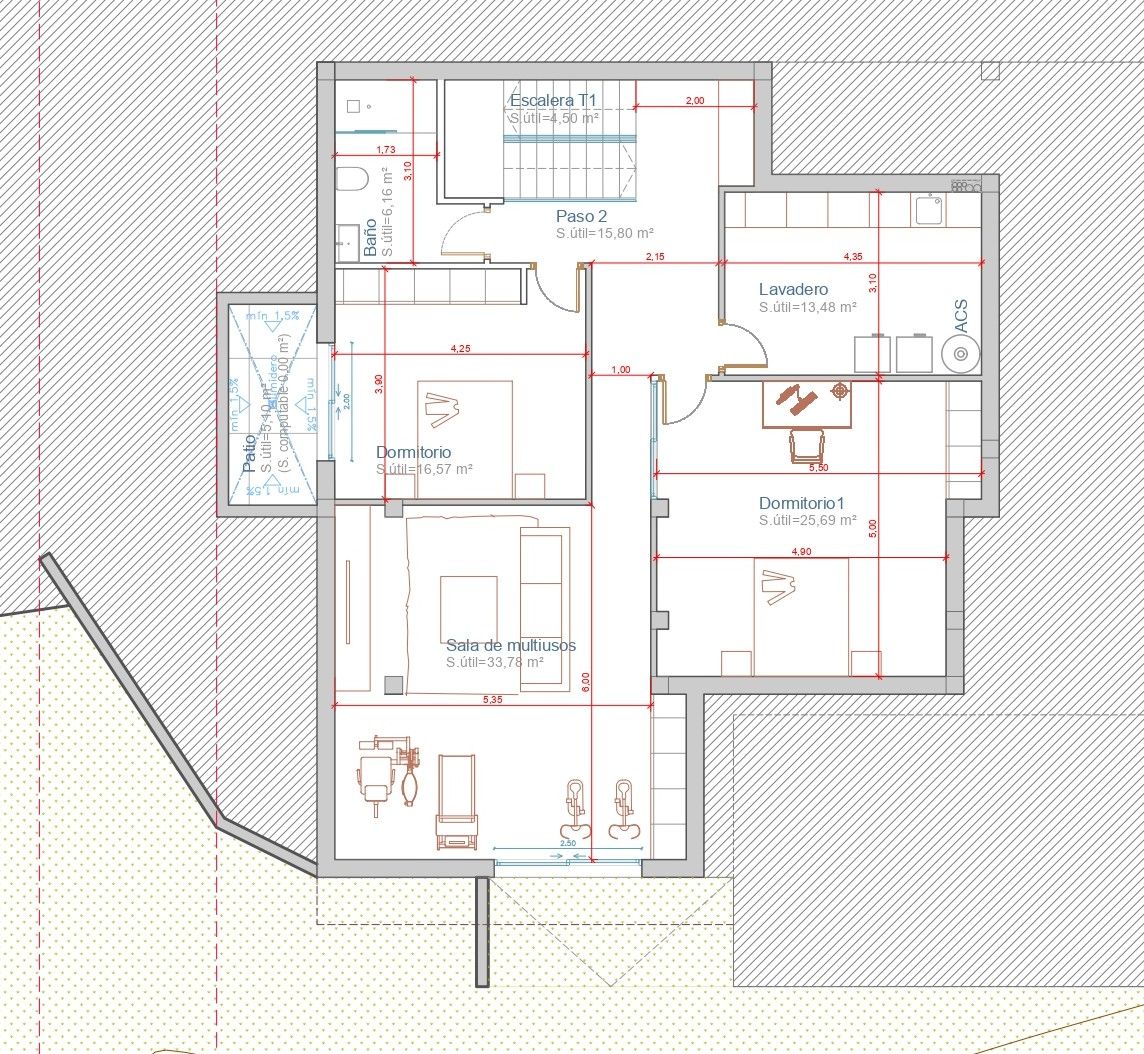 Plano técnico del sótano que muestra dos dormitorios, un baño, lavadero y una sala multiusos de 33,78 m² con acceso a un patio de luces.
