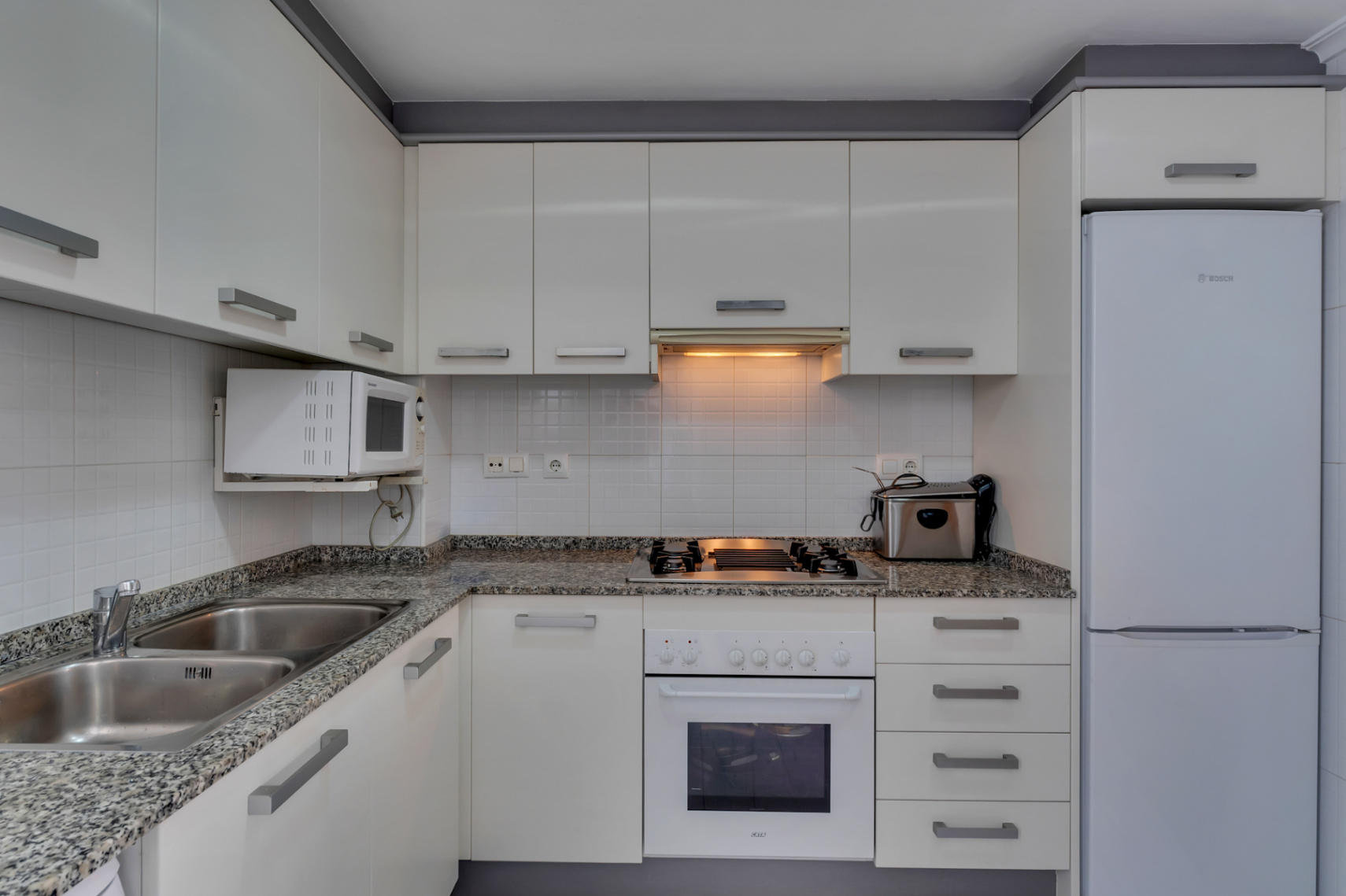Jávea Pueblo: Apartamento 2 Dormitorios, Listo Para Entrar - 265.000€
