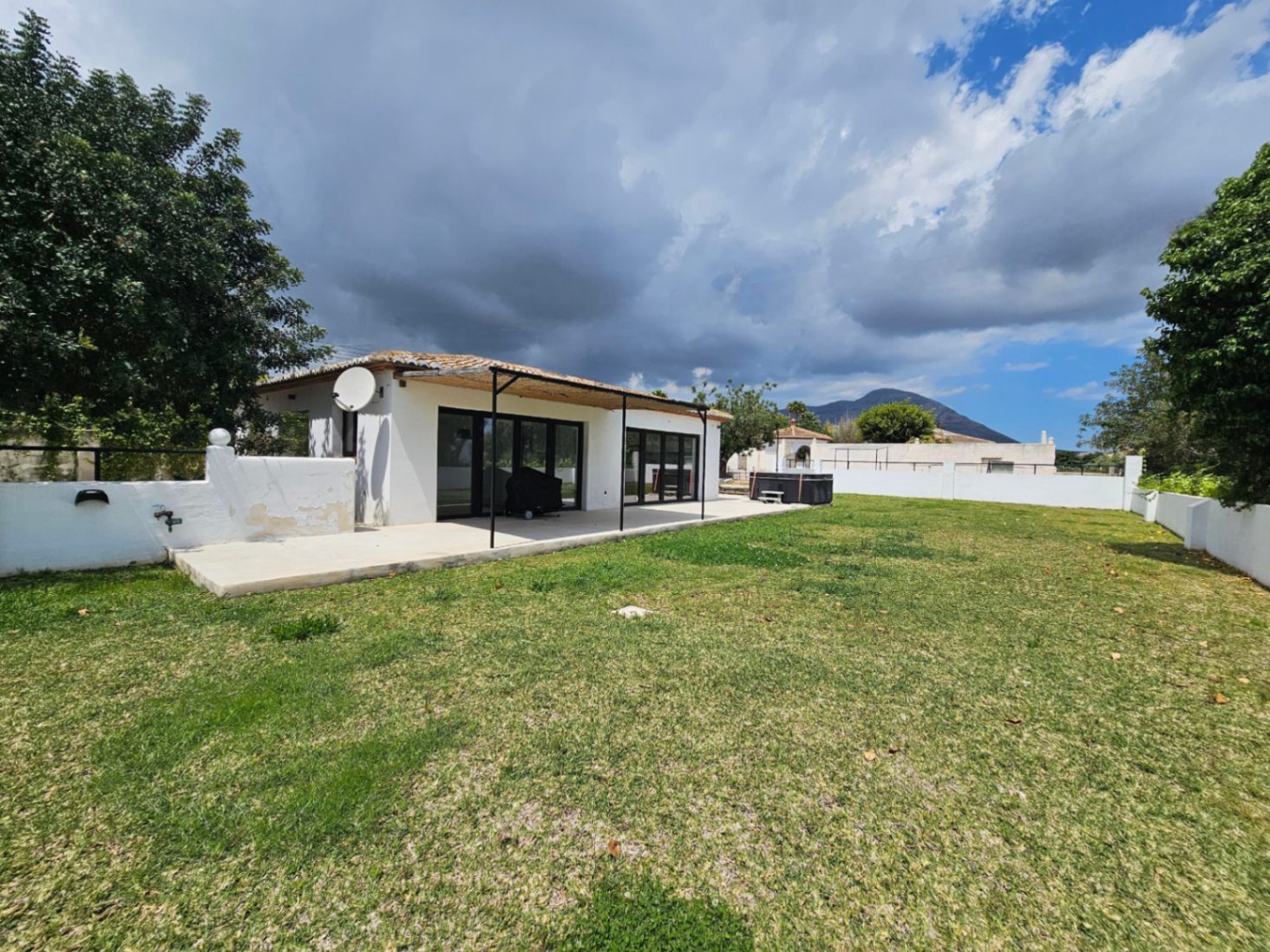 Villa Exclusiva en Jávea, Tarraula: 4 Dormitorios, Vistas Impresionantes