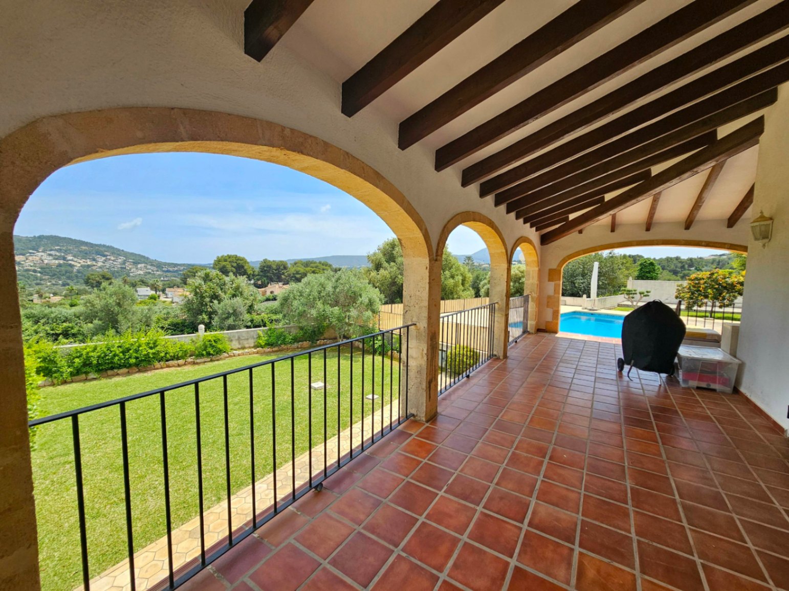 Villa Exclusiva en Jávea, Tarraula: 4 Dormitorios, Vistas Impresionantes
