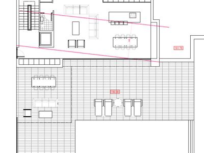Plano arquitectónico de la villa que muestra la distribución interior y exterior.