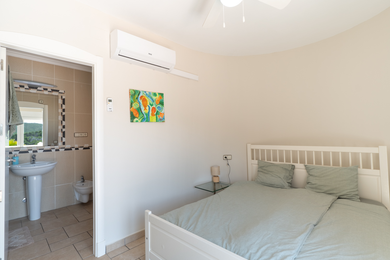 Villa de Lujo en Jávea: 3 Dormitorios, Vistas Increíbles. ¡Oportunidad!