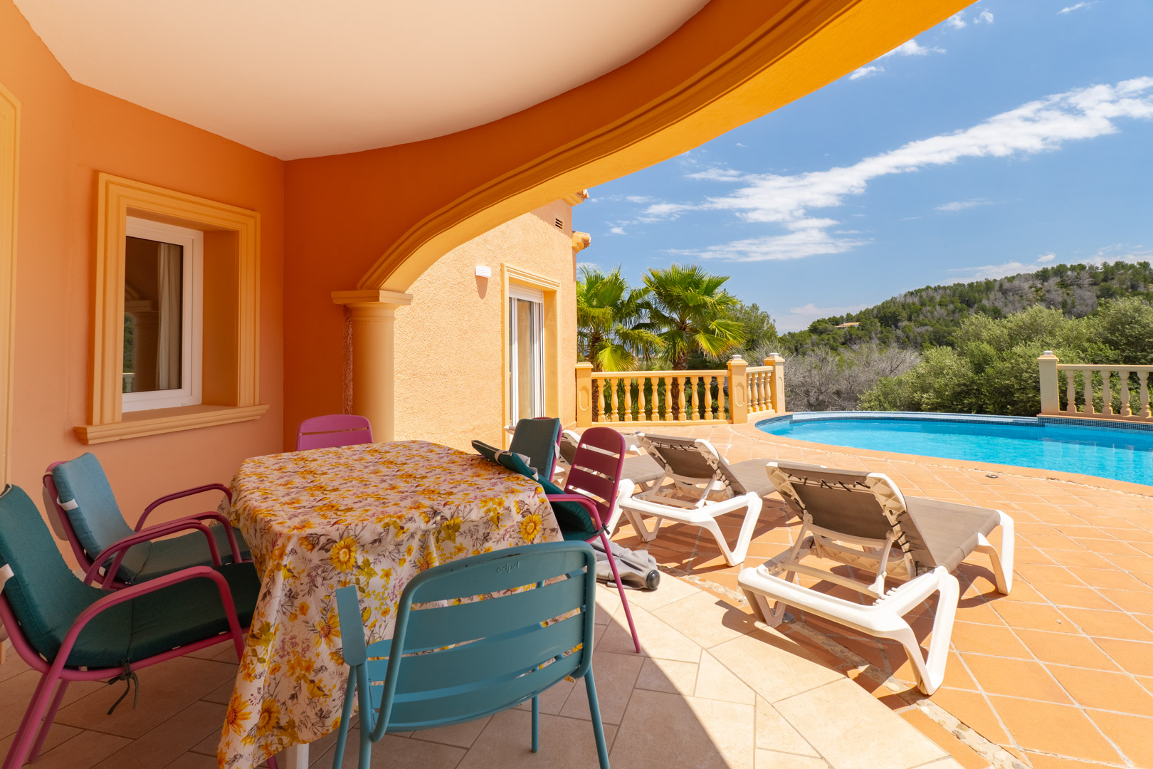 Villa de Lujo en Jávea: 3 Dormitorios, Vistas Increíbles. ¡Oportunidad!