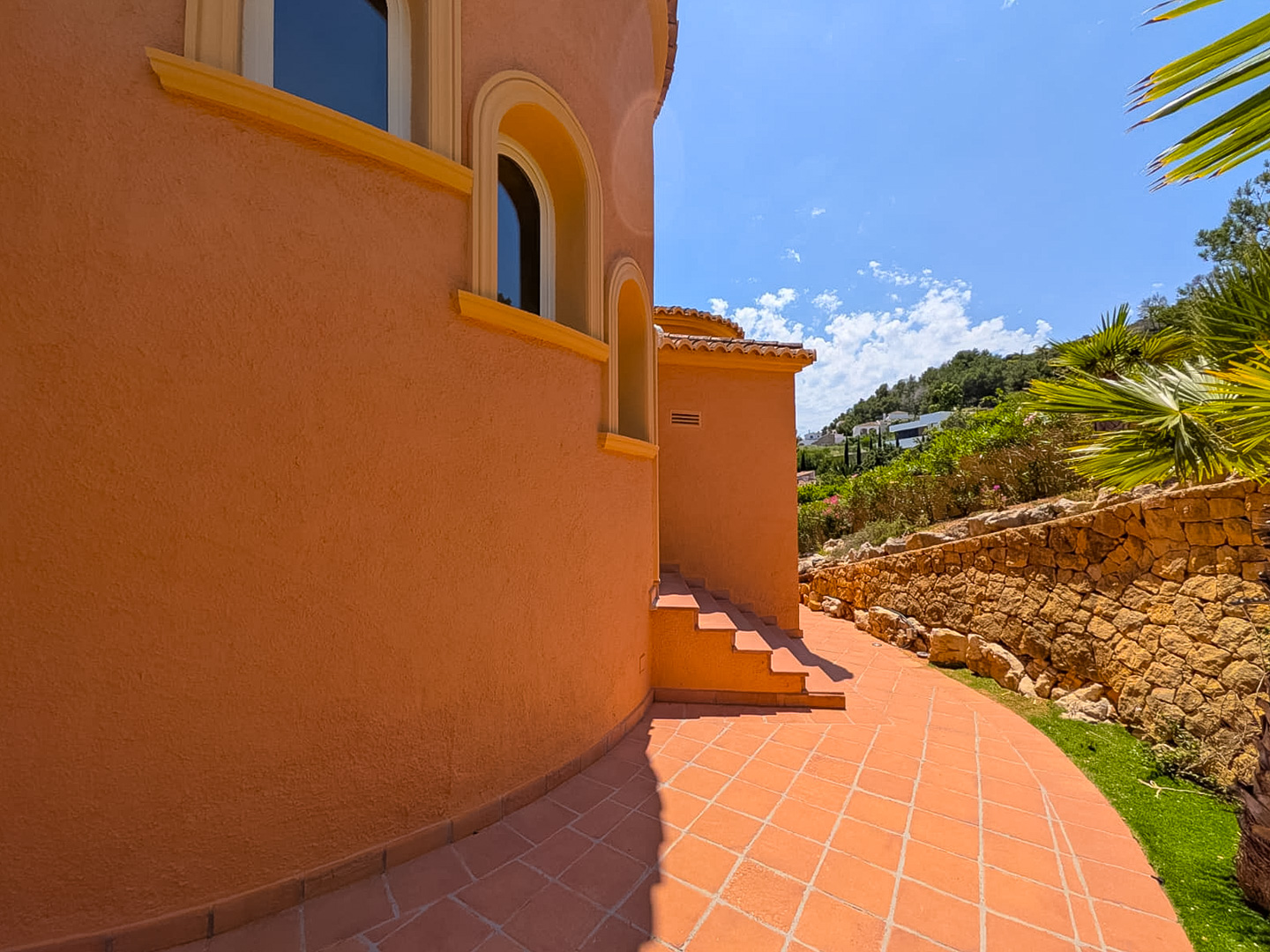 Villa de Lujo en Jávea: 3 Dormitorios, Vistas Increíbles. ¡Oportunidad!