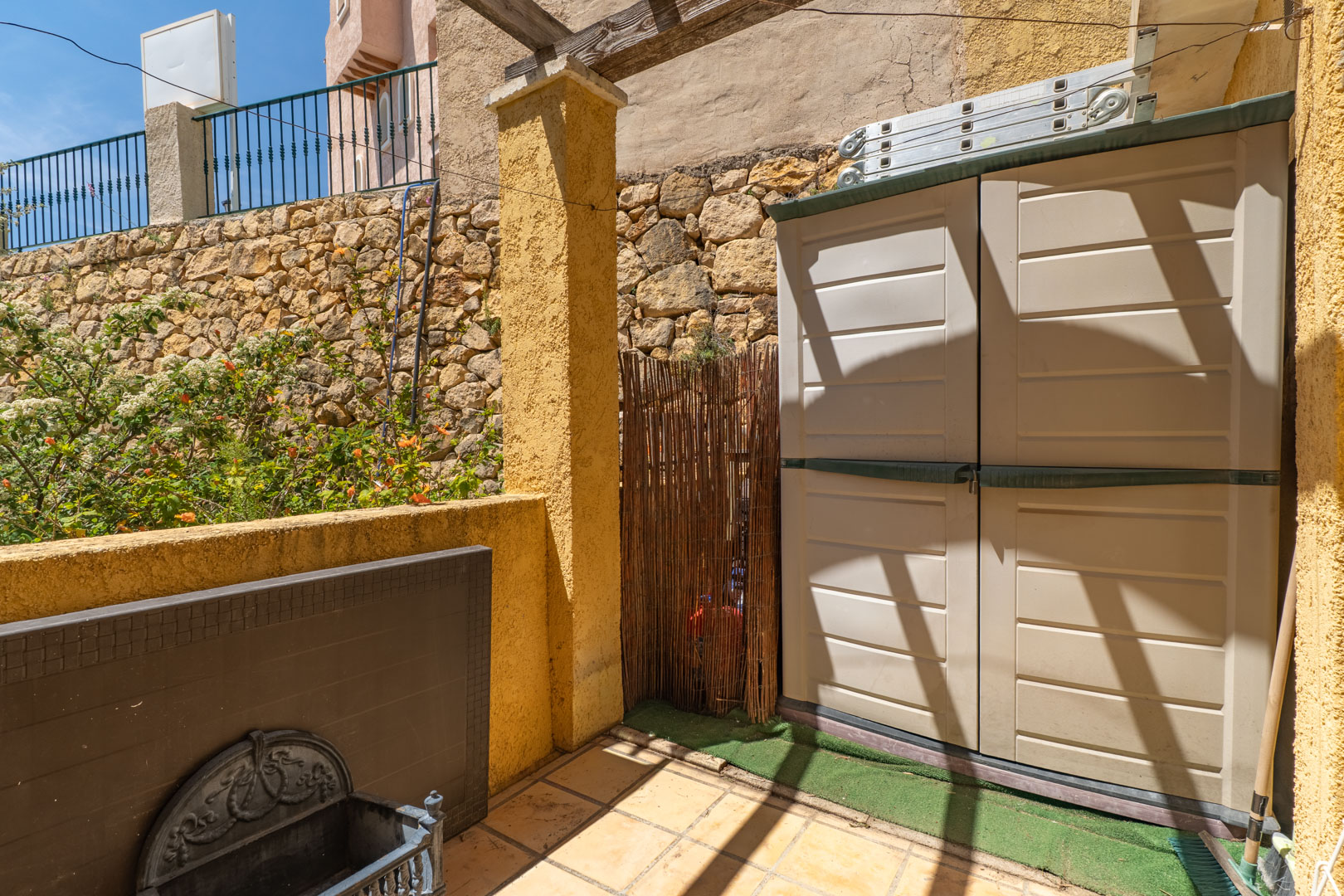 Apartamento en Altea Hills: Espacio y Vistas Exclusivas