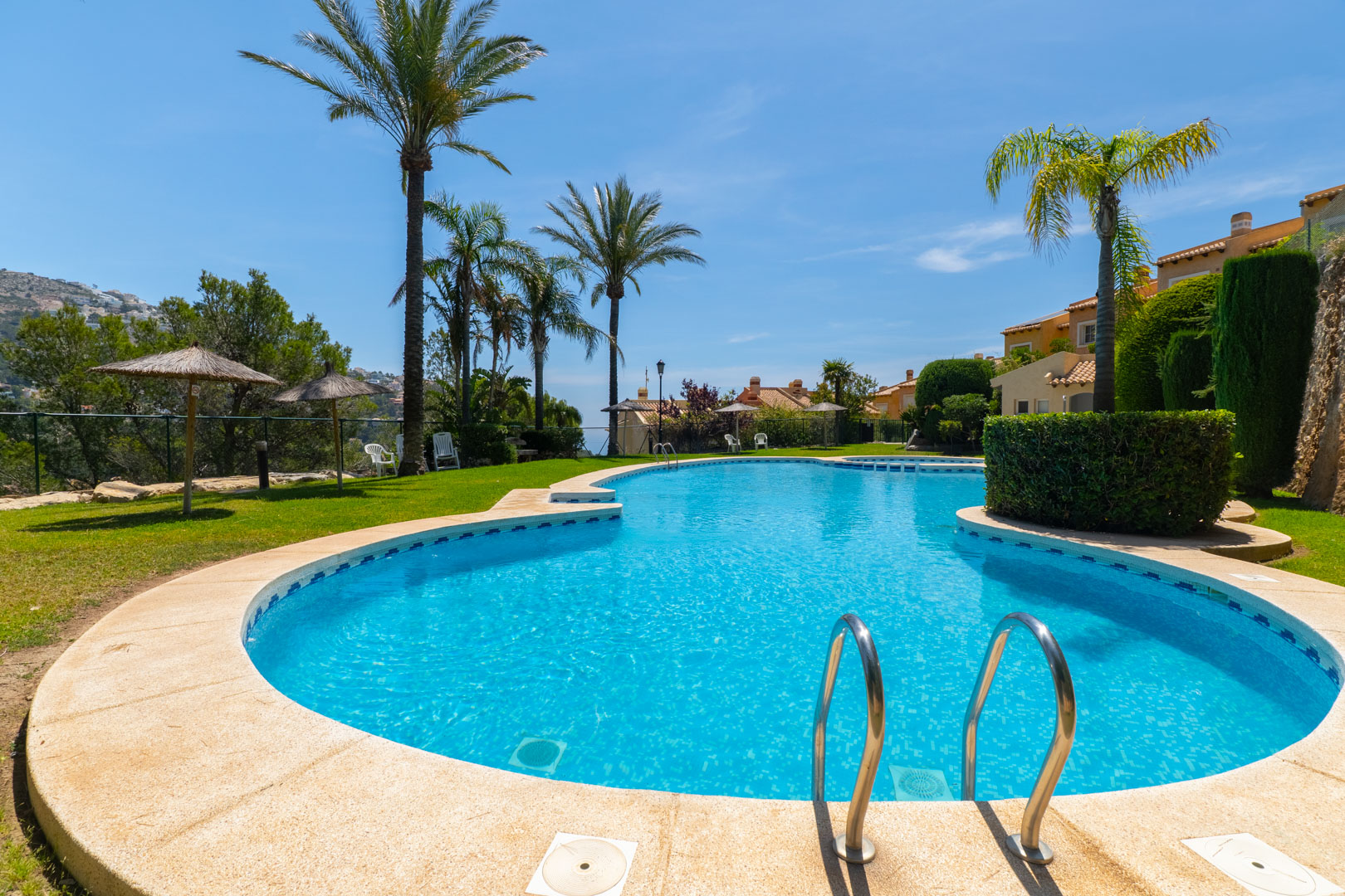 Apartamento en Altea Hills: Espacio y Vistas Exclusivas