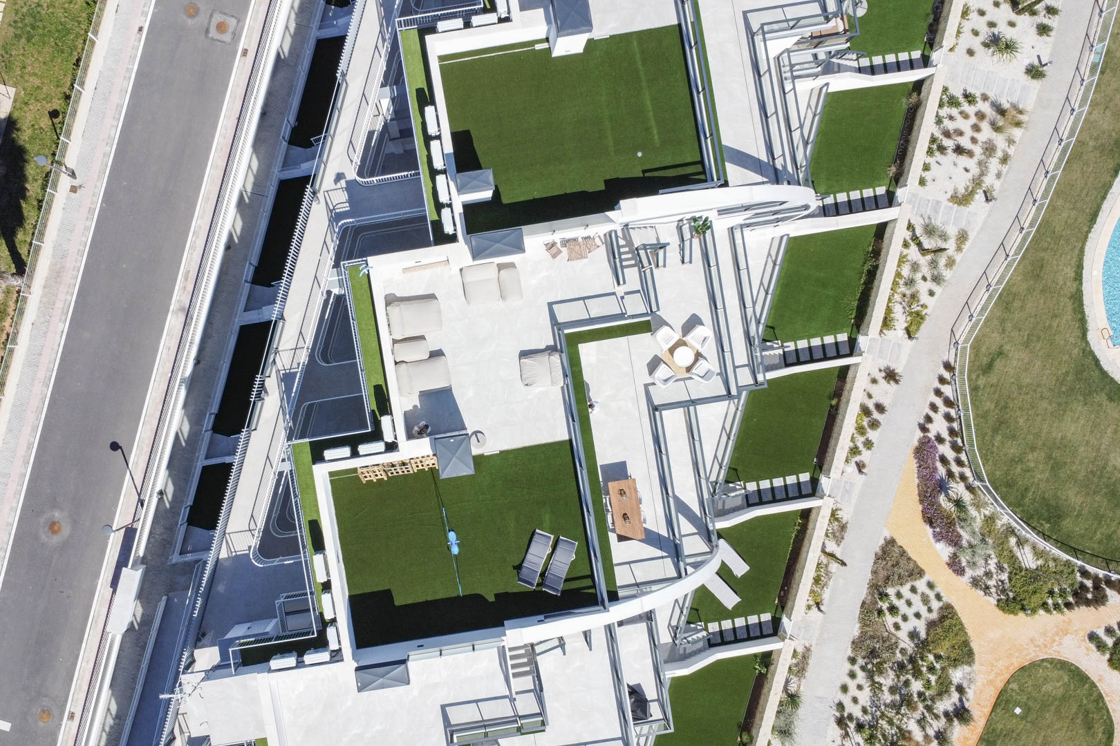 Apartamento Nuevo en Dénia: Lujo y Espacio