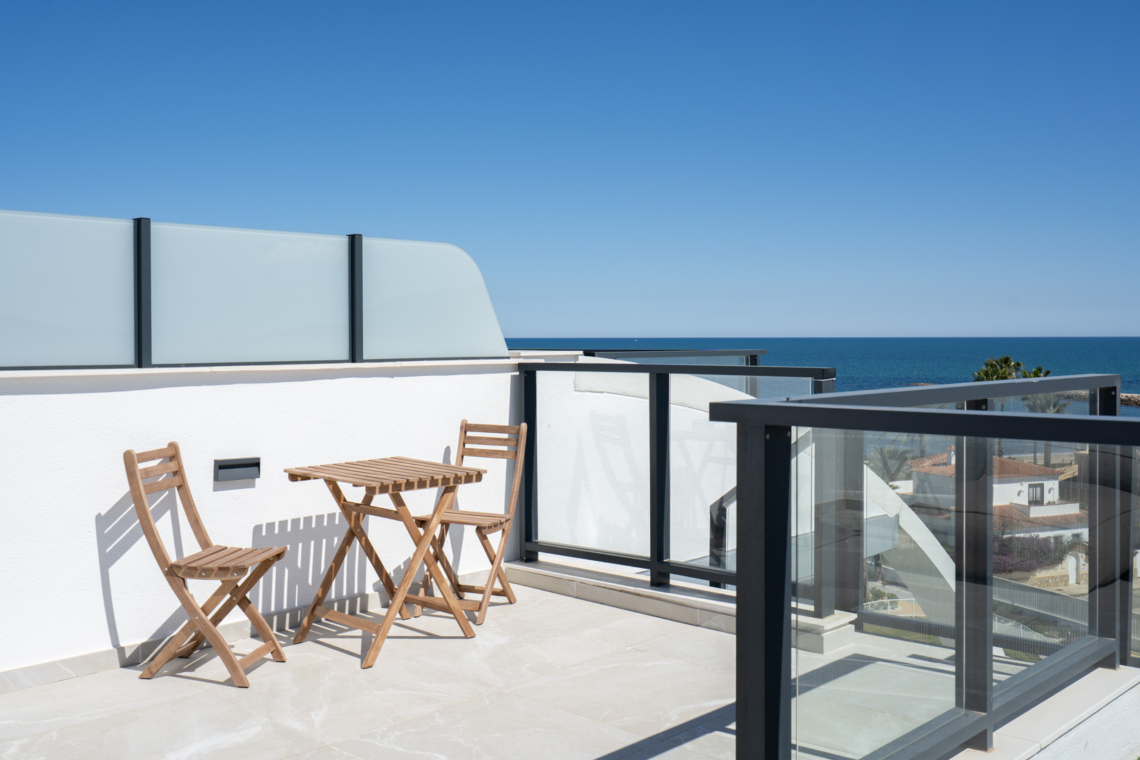 Apartamento Nuevo en Dénia: Lujo y Espacio