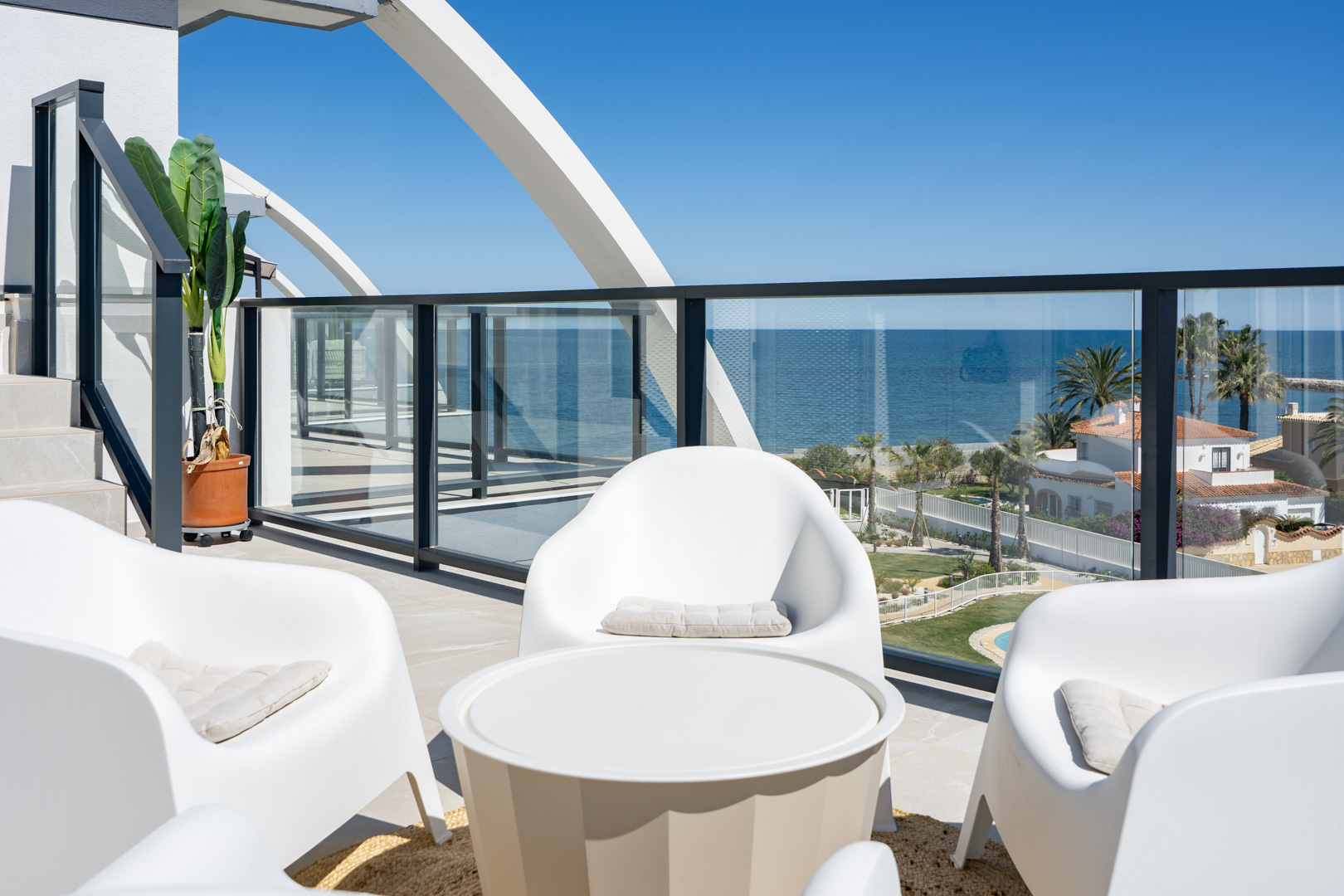 Apartamento Nuevo en Dénia: Lujo y Espacio