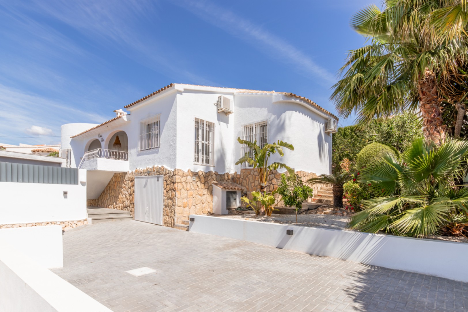 Villa con Piscina en Venta, Moraira