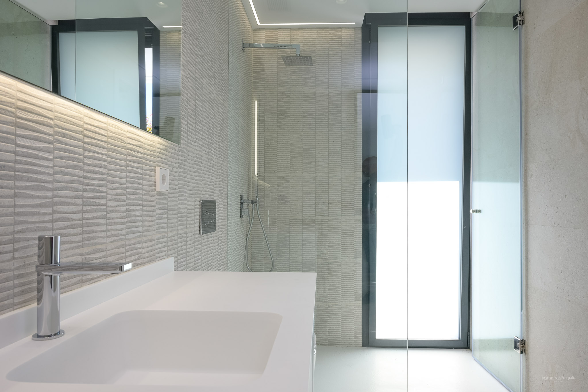 Lujo costero: villa de 4 dormitorios en venta en Altea con vistas al mar y piscina privada