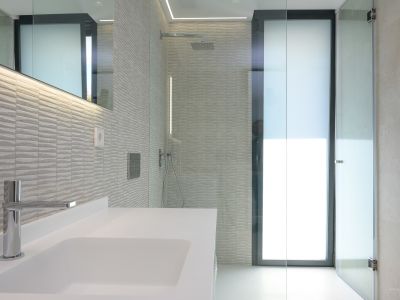Lujo costero: villa de 4 dormitorios en venta en Altea con vistas al mar y piscina privada
