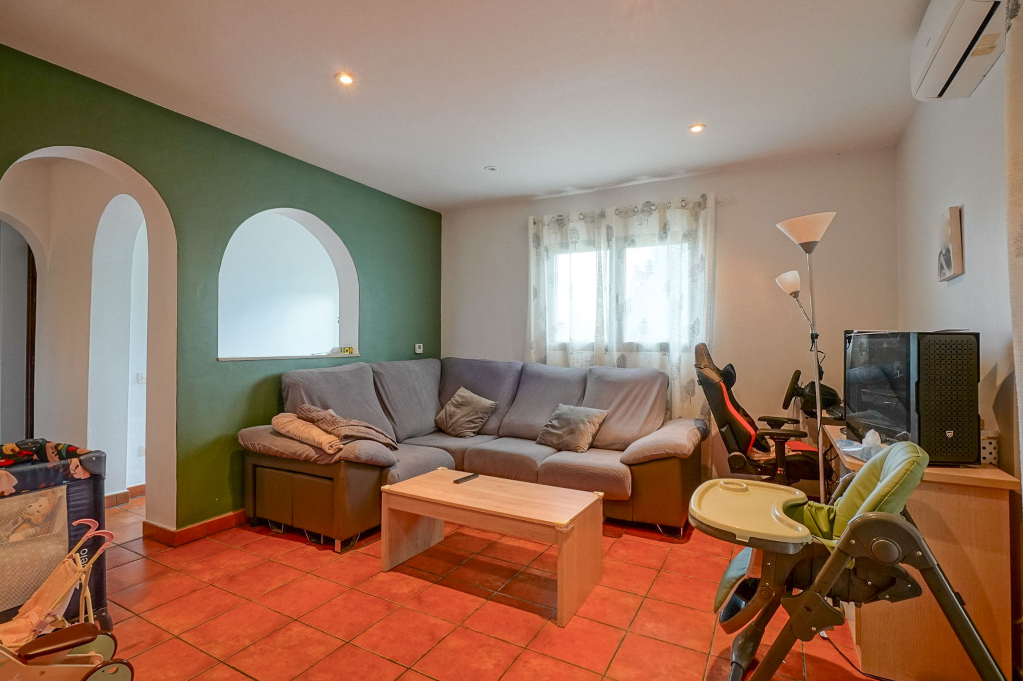 Villa de 5 dormitorios en venta en Ondara con piscina y terreno de 10.000 m2
