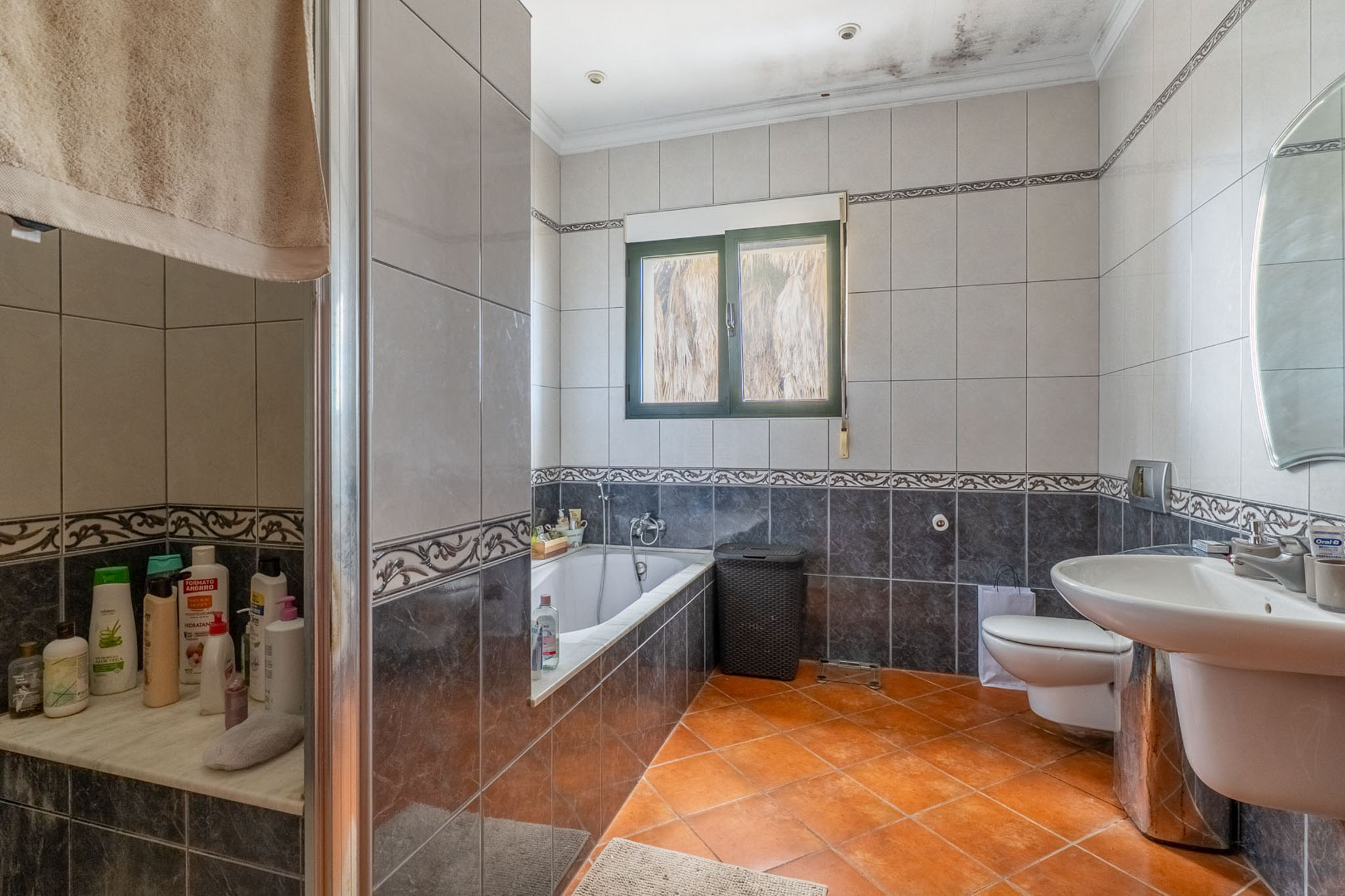 Villa de 5 dormitorios en venta en Ondara con piscina y terreno de 10.000 m2