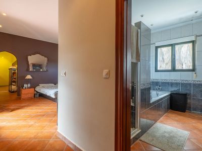 Villa de 5 dormitorios en venta en Ondara con piscina y terreno de 10.000 m2