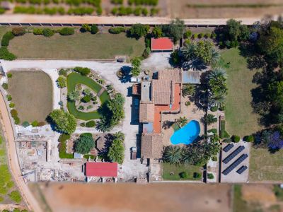 Villa de 5 dormitorios en venta en Ondara con piscina y terreno de 10.000 m2