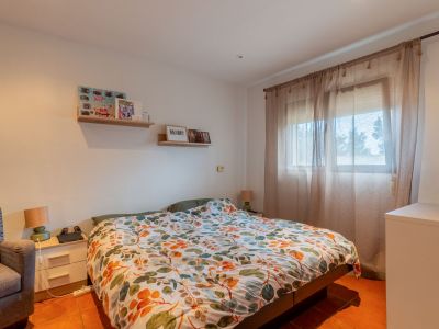 Villa de 5 dormitorios en venta en Ondara con piscina y terreno de 10.000 m2