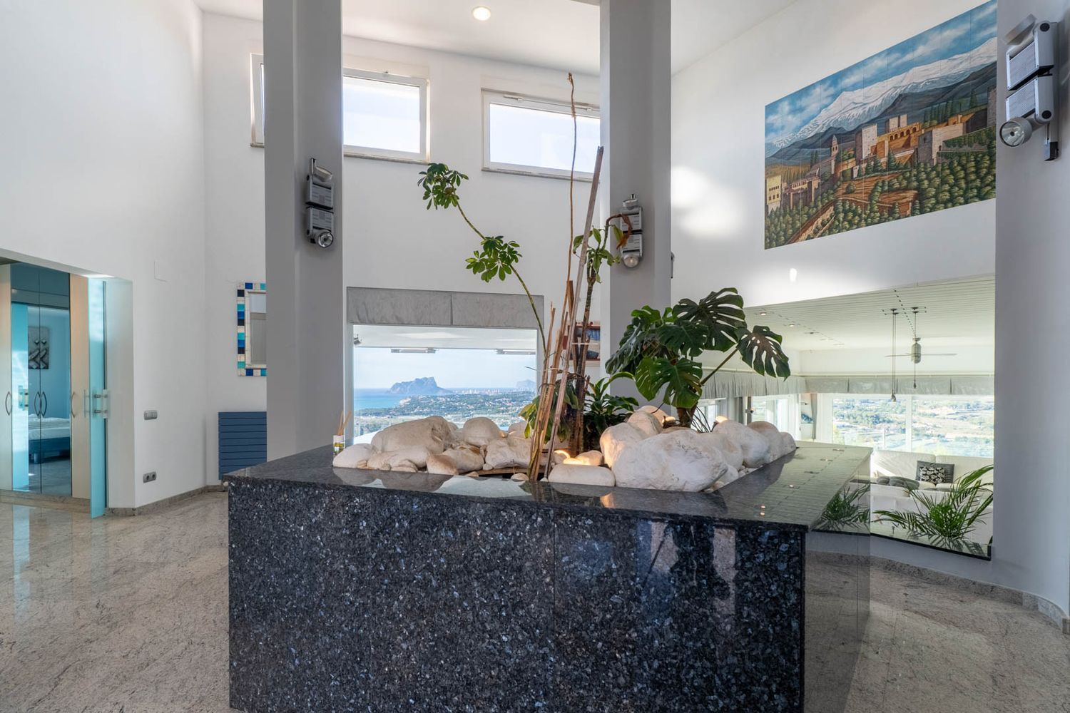 Villa de lujo en venta en Moraira con vistas panorámicas al mar