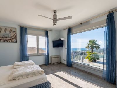 Villa de lujo en venta en Moraira con vistas panorámicas al mar