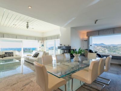 Villa de lujo en venta en Moraira con vistas panorámicas al mar