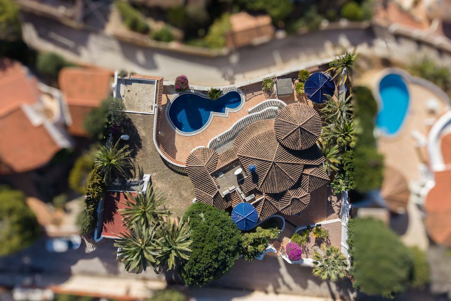 Villa de lujo en venta en Benissa con piscina privada y vistas panorámicas al mar