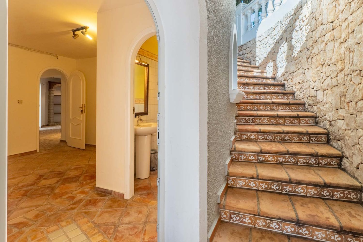 Villa de lujo en venta en Benissa con piscina privada y vistas panorámicas al mar