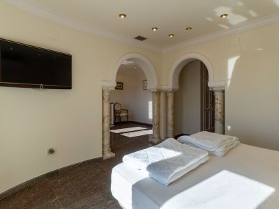 Villa de lujo en venta en Benissa con piscina privada y vistas panorámicas al mar