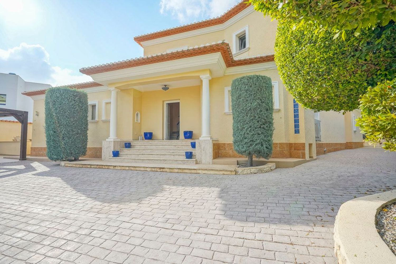Villa tradicional en Benissa en venta con vistas al mar y al Peñón de Ifach