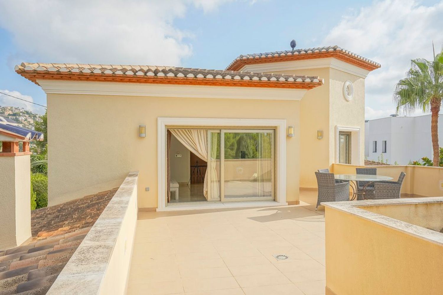 Villa tradicional en Benissa en venta con vistas al mar y al Peñón de Ifach