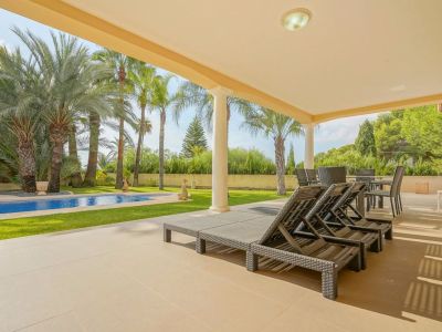 Villa tradicional en Benissa en venta con vistas al mar y al Peñón de Ifach