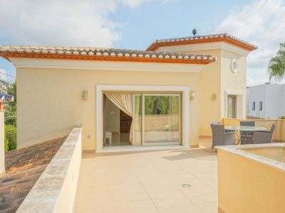 Villa tradicional en Benissa en venta con vistas al mar y al Peñón de Ifach