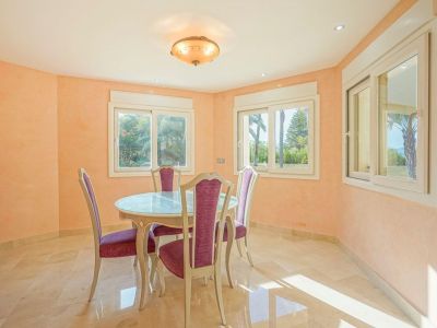 Villa tradicional en Benissa en venta con vistas al mar y al Peñón de Ifach
