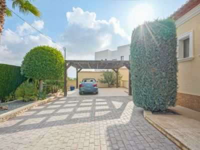 Villa tradicional en Benissa en venta con vistas al mar y al Peñón de Ifach